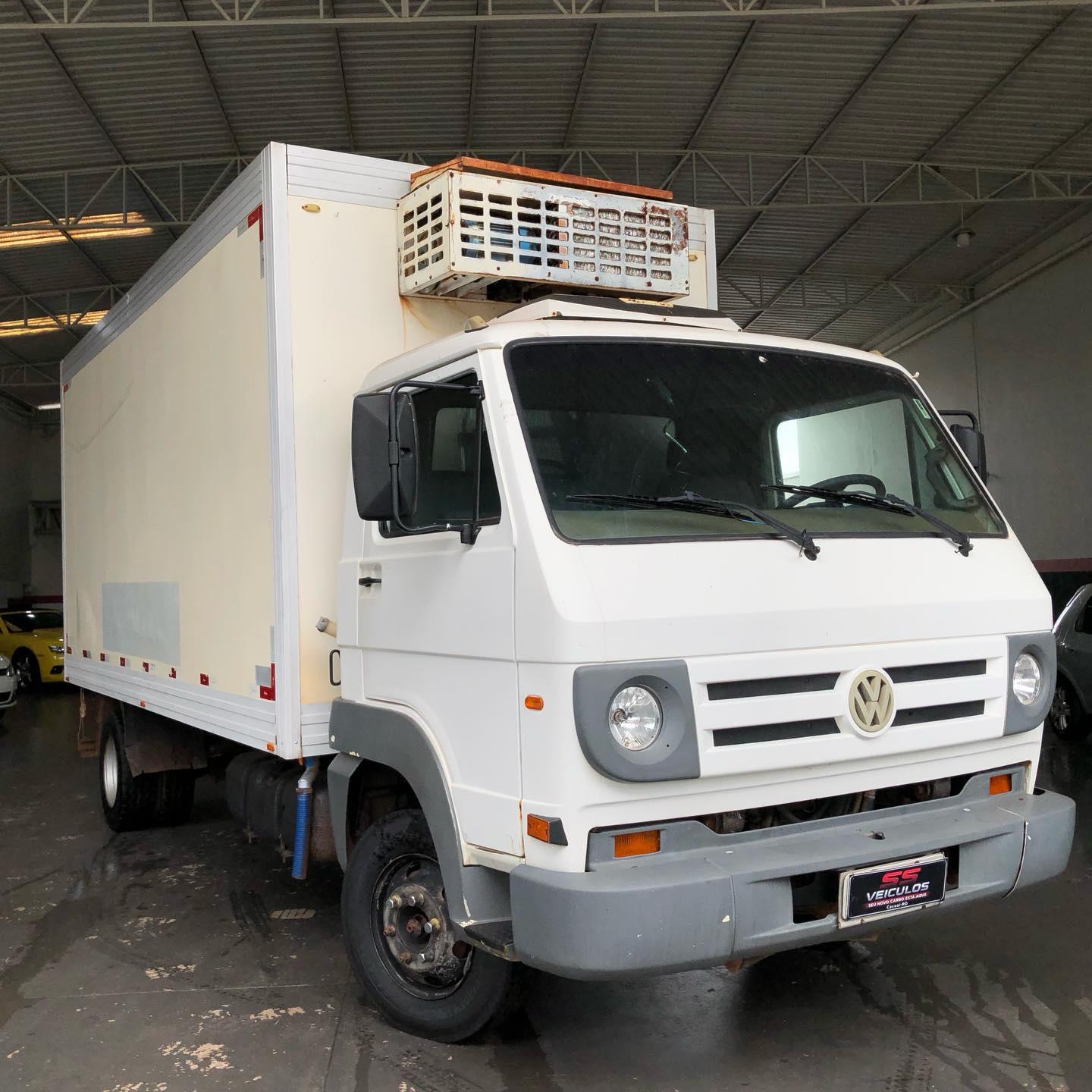 Volkswagen Delivery 8-150 E